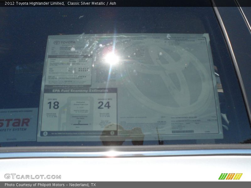 Classic Silver Metallic / Ash 2012 Toyota Highlander Limited