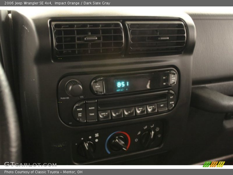 Impact Orange / Dark Slate Gray 2006 Jeep Wrangler SE 4x4