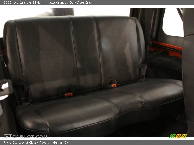 Impact Orange / Dark Slate Gray 2006 Jeep Wrangler SE 4x4