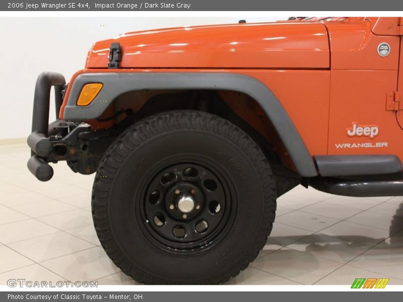Impact Orange / Dark Slate Gray 2006 Jeep Wrangler SE 4x4