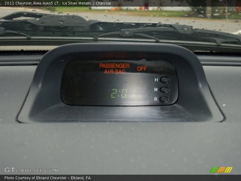 Ice Silver Metallic / Charcoal 2011 Chevrolet Aveo Aveo5 LT