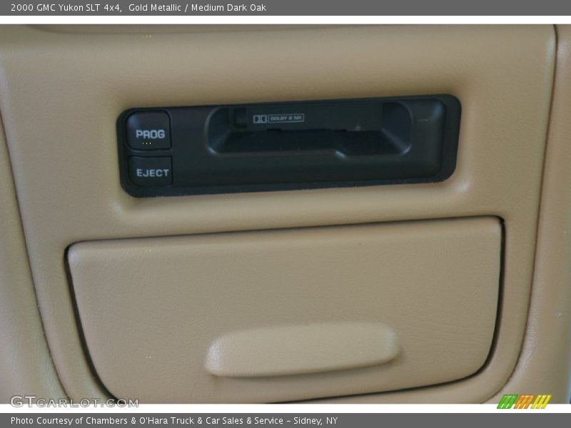 Gold Metallic / Medium Dark Oak 2000 GMC Yukon SLT 4x4
