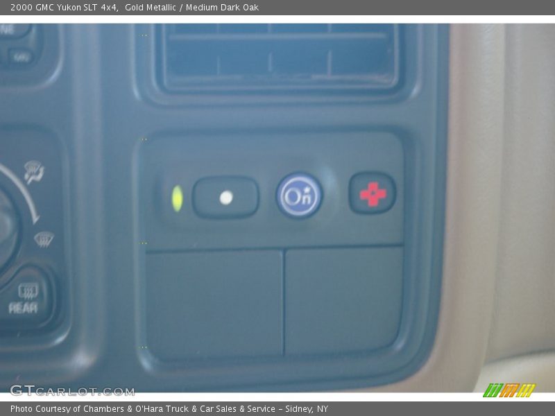 Gold Metallic / Medium Dark Oak 2000 GMC Yukon SLT 4x4