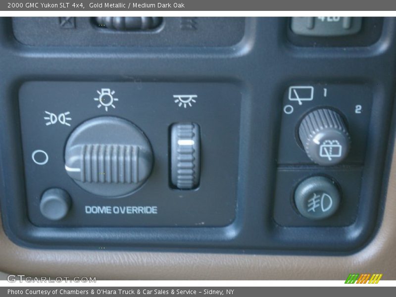 Controls of 2000 Yukon SLT 4x4