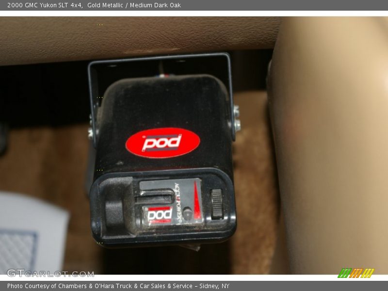 Gold Metallic / Medium Dark Oak 2000 GMC Yukon SLT 4x4