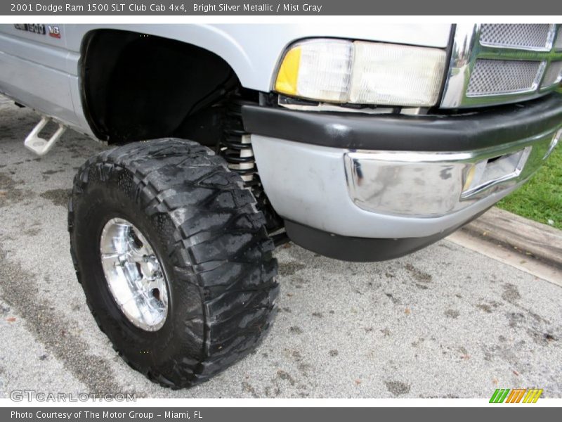 Bright Silver Metallic / Mist Gray 2001 Dodge Ram 1500 SLT Club Cab 4x4