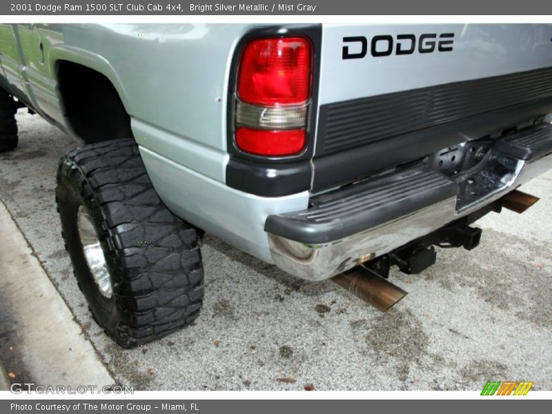 Bright Silver Metallic / Mist Gray 2001 Dodge Ram 1500 SLT Club Cab 4x4
