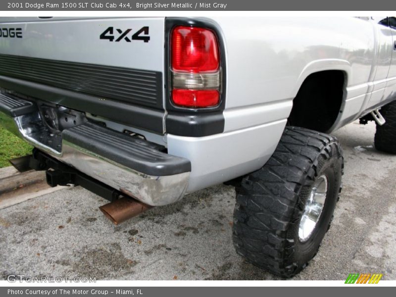 Bright Silver Metallic / Mist Gray 2001 Dodge Ram 1500 SLT Club Cab 4x4