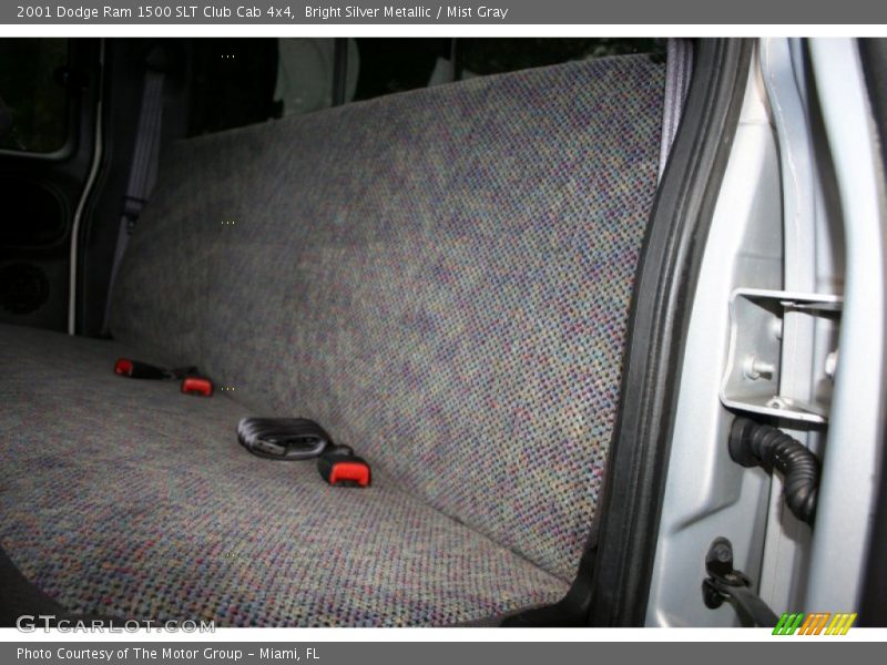 Bright Silver Metallic / Mist Gray 2001 Dodge Ram 1500 SLT Club Cab 4x4