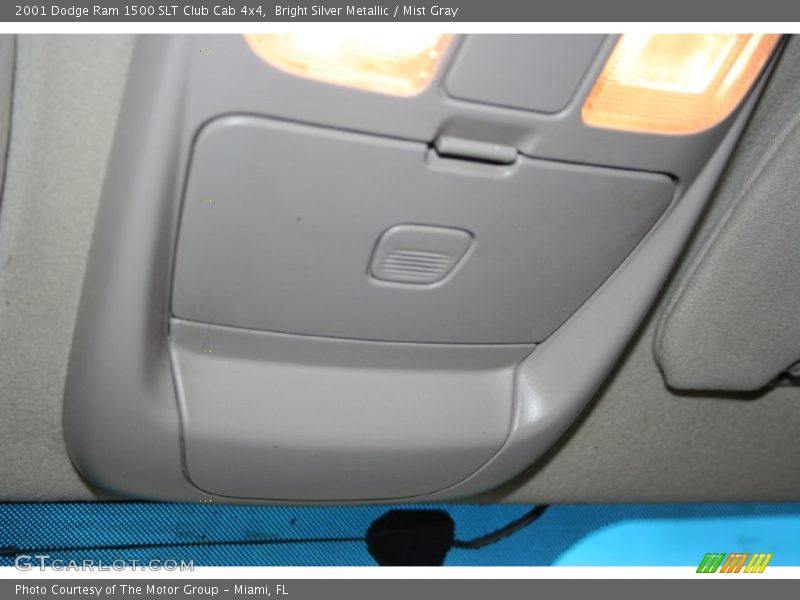 Bright Silver Metallic / Mist Gray 2001 Dodge Ram 1500 SLT Club Cab 4x4