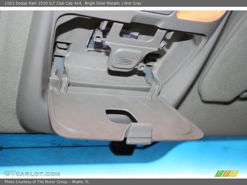 Bright Silver Metallic / Mist Gray 2001 Dodge Ram 1500 SLT Club Cab 4x4