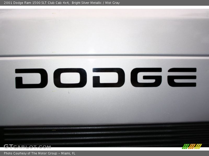 Bright Silver Metallic / Mist Gray 2001 Dodge Ram 1500 SLT Club Cab 4x4