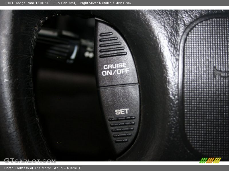 Bright Silver Metallic / Mist Gray 2001 Dodge Ram 1500 SLT Club Cab 4x4