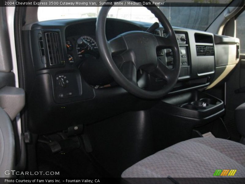 Summit White / Medium Dark Pewter 2004 Chevrolet Express 3500 Cutaway Moving Van