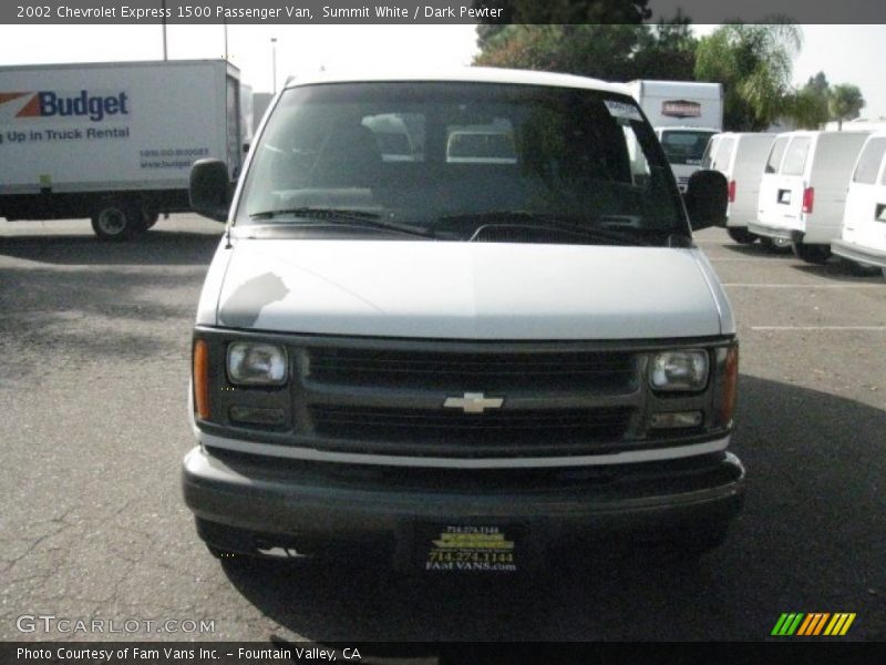 Summit White / Dark Pewter 2002 Chevrolet Express 1500 Passenger Van