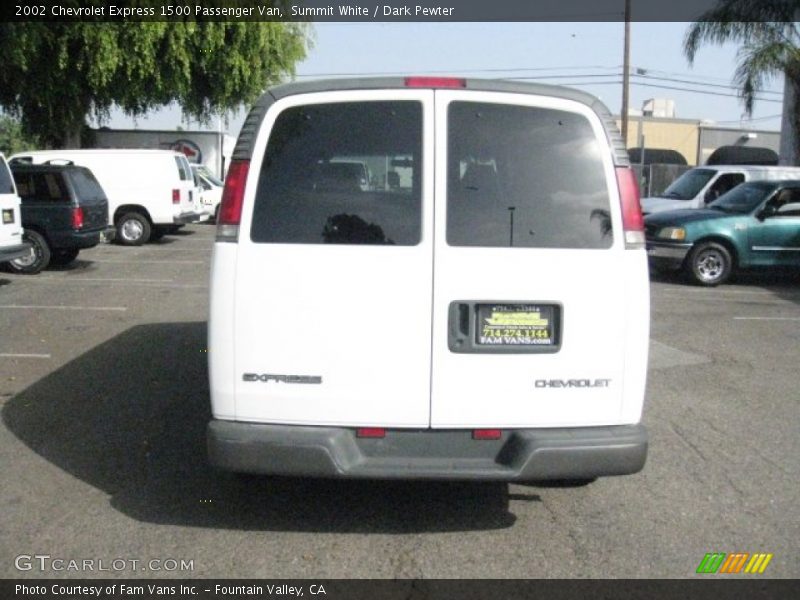 Summit White / Dark Pewter 2002 Chevrolet Express 1500 Passenger Van