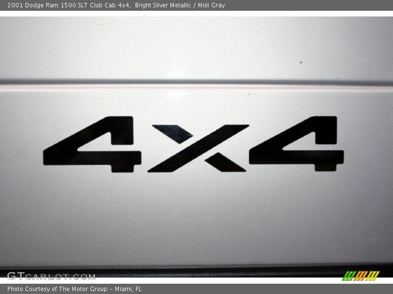 Bright Silver Metallic / Mist Gray 2001 Dodge Ram 1500 SLT Club Cab 4x4
