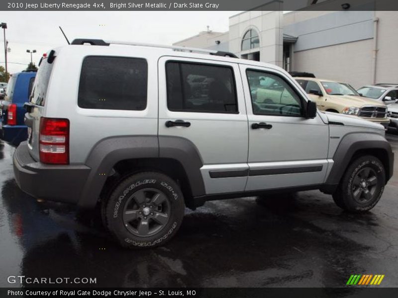 Bright Silver Metallic / Dark Slate Gray 2010 Jeep Liberty Renegade 4x4