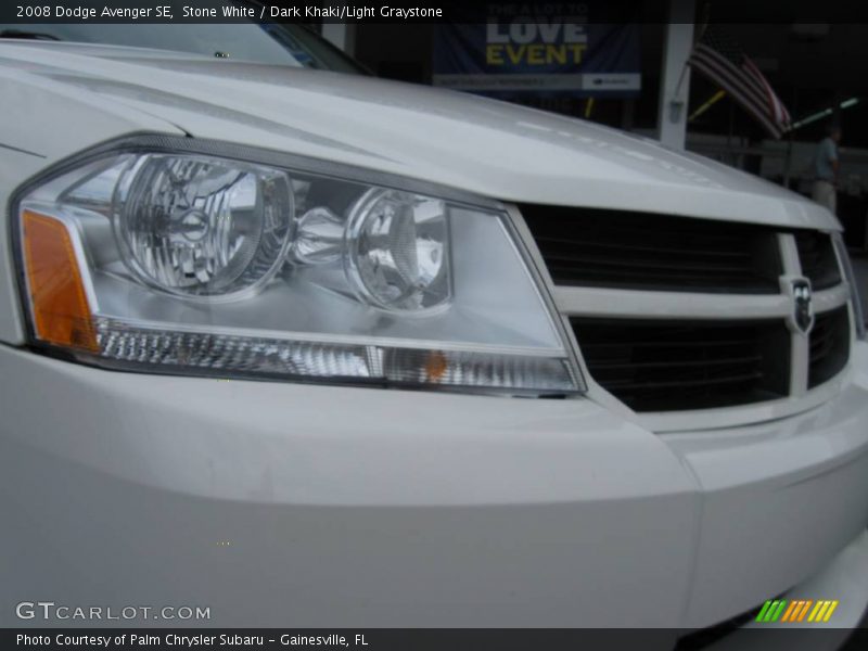 Stone White / Dark Khaki/Light Graystone 2008 Dodge Avenger SE