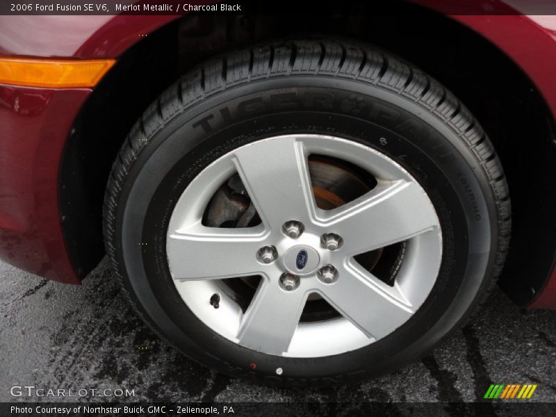  2006 Fusion SE V6 Wheel