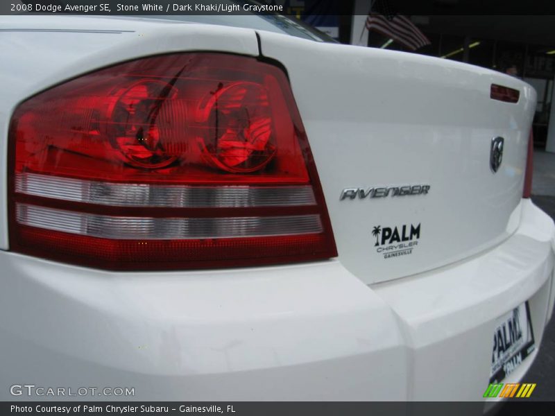 Stone White / Dark Khaki/Light Graystone 2008 Dodge Avenger SE