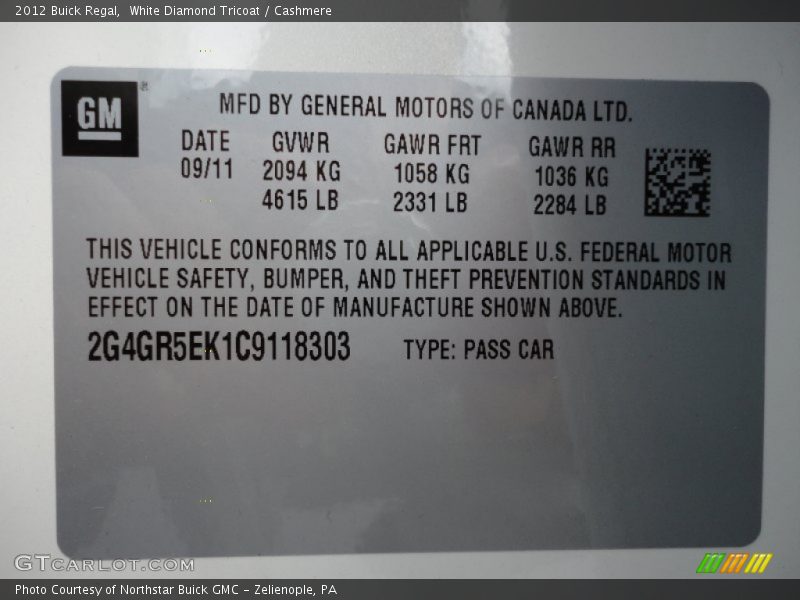 White Diamond Tricoat / Cashmere 2012 Buick Regal