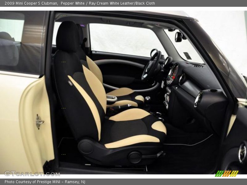 Pepper White / Ray Cream White Leather/Black Cloth 2009 Mini Cooper S Clubman