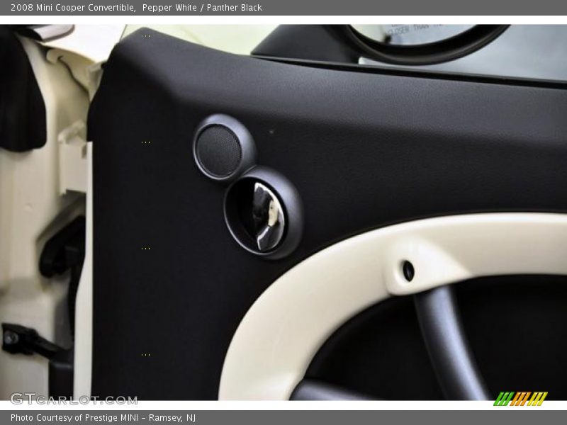 Pepper White / Panther Black 2008 Mini Cooper Convertible