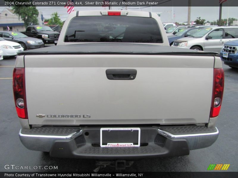 Silver Birch Metallic / Medium Dark Pewter 2004 Chevrolet Colorado Z71 Crew Cab 4x4
