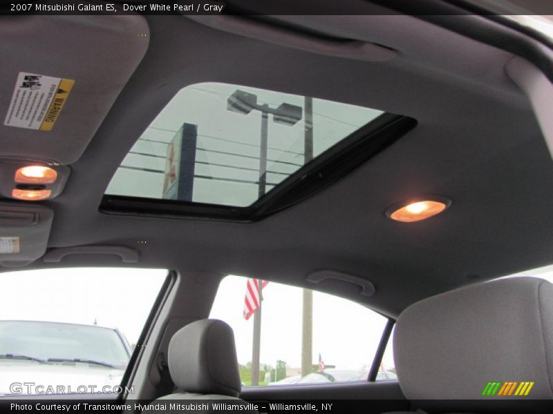 Dover White Pearl / Gray 2007 Mitsubishi Galant ES