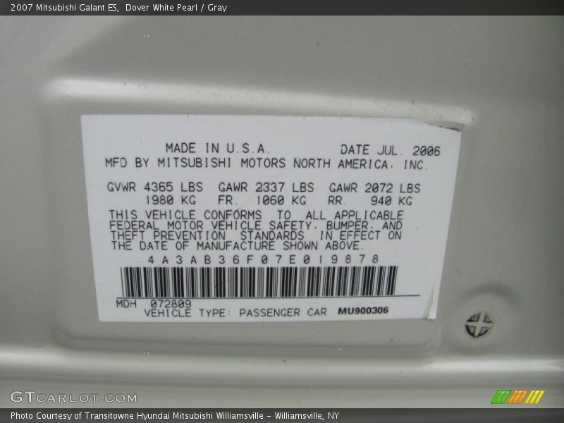 Dover White Pearl / Gray 2007 Mitsubishi Galant ES