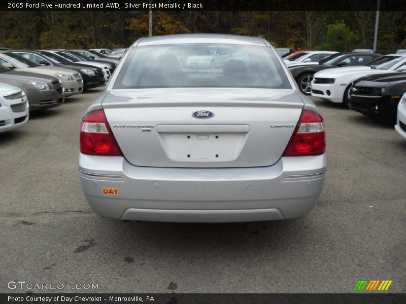 Silver Frost Metallic / Black 2005 Ford Five Hundred Limited AWD