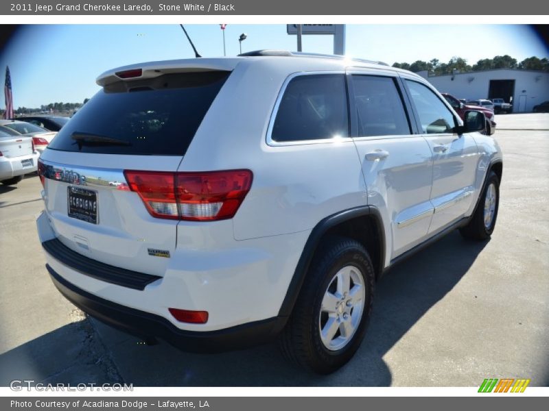Stone White / Black 2011 Jeep Grand Cherokee Laredo