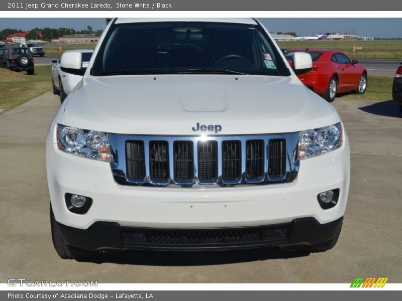 Stone White / Black 2011 Jeep Grand Cherokee Laredo