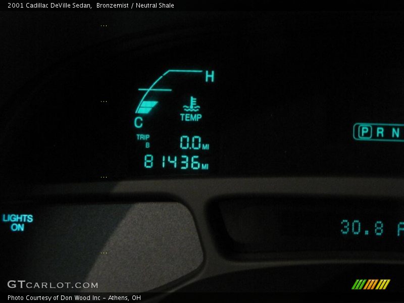 Bronzemist / Neutral Shale 2001 Cadillac DeVille Sedan