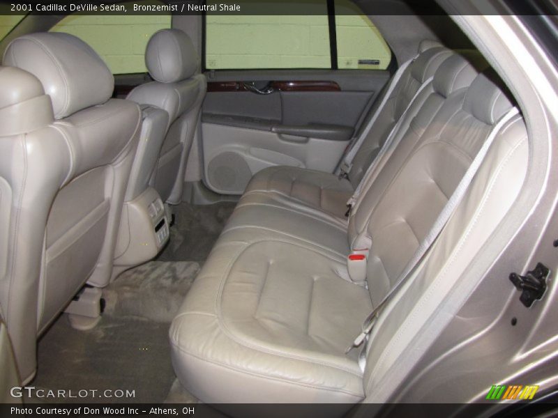 Bronzemist / Neutral Shale 2001 Cadillac DeVille Sedan