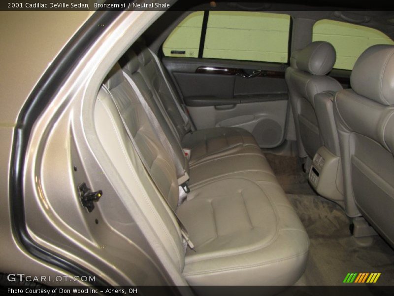 Bronzemist / Neutral Shale 2001 Cadillac DeVille Sedan