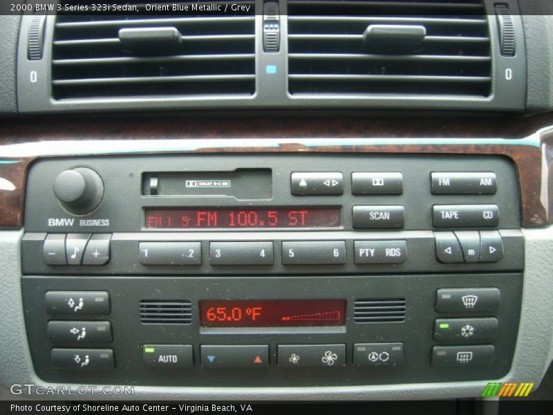 Controls of 2000 3 Series 323i Sedan