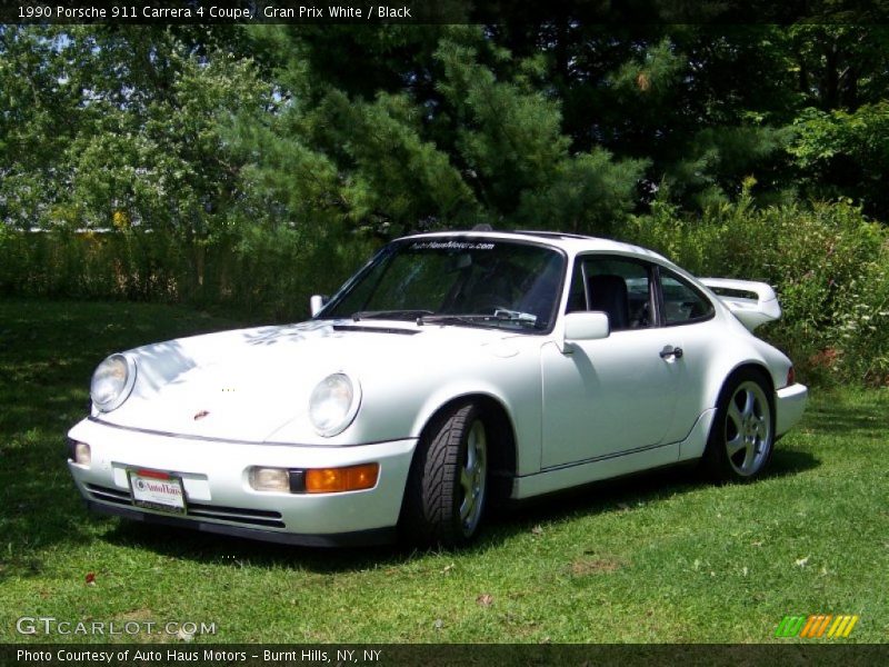 Gran Prix White / Black 1990 Porsche 911 Carrera 4 Coupe