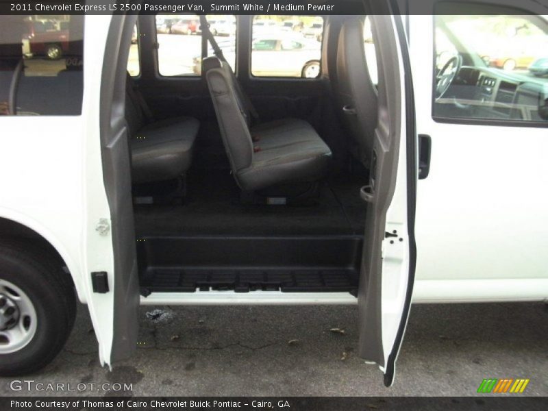 Summit White / Medium Pewter 2011 Chevrolet Express LS 2500 Passenger Van