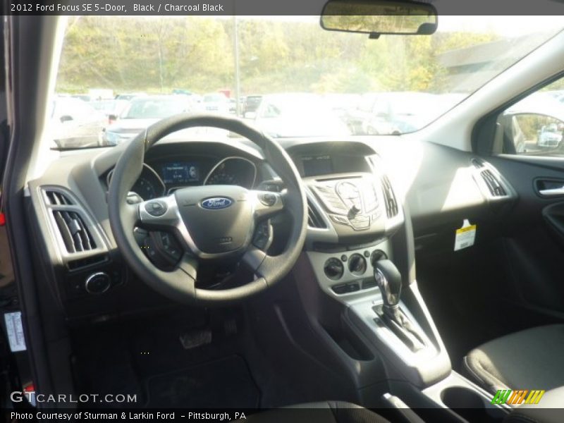 Black / Charcoal Black 2012 Ford Focus SE 5-Door