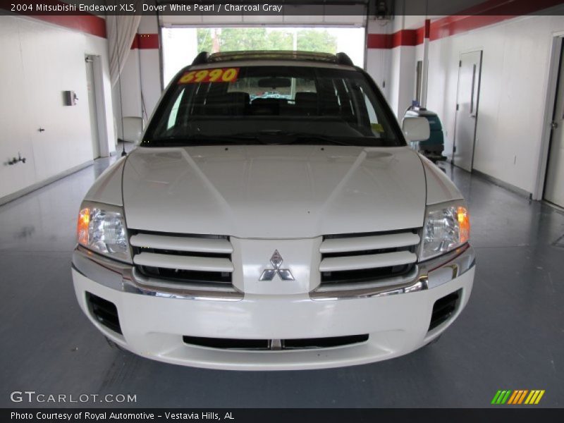 Dover White Pearl / Charcoal Gray 2004 Mitsubishi Endeavor XLS
