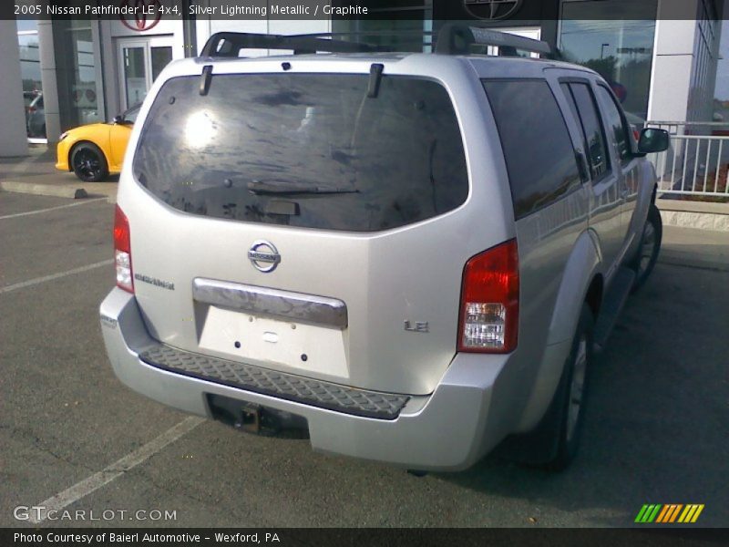 Silver Lightning Metallic / Graphite 2005 Nissan Pathfinder LE 4x4