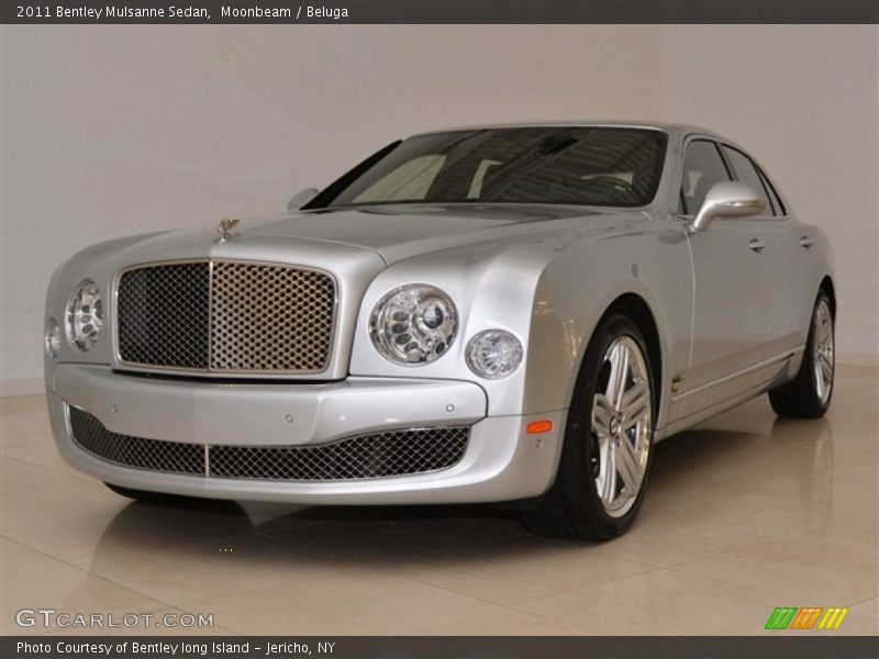 Front 3/4 View of 2011 Mulsanne Sedan