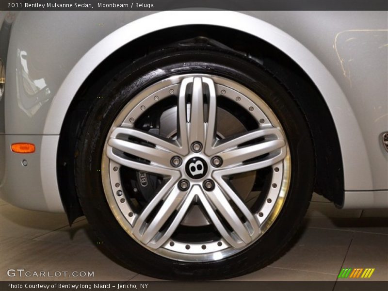  2011 Mulsanne Sedan Wheel