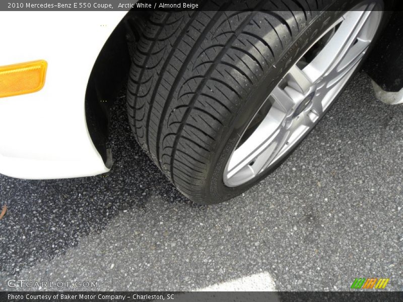 Arctic White / Almond Beige 2010 Mercedes-Benz E 550 Coupe