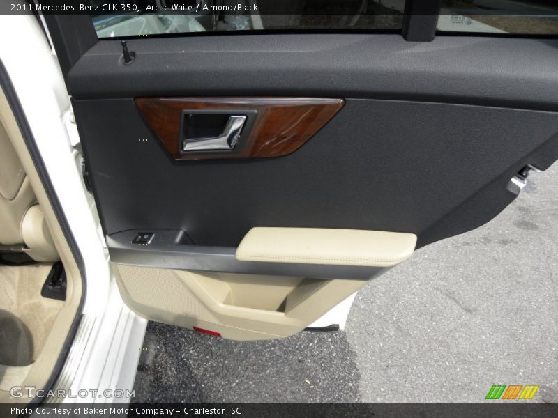 Arctic White / Almond/Black 2011 Mercedes-Benz GLK 350
