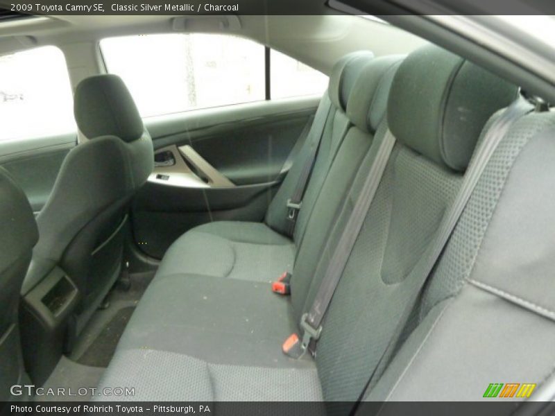 Classic Silver Metallic / Charcoal 2009 Toyota Camry SE
