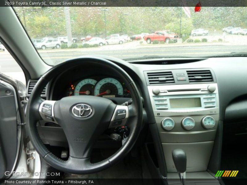 Classic Silver Metallic / Charcoal 2009 Toyota Camry SE