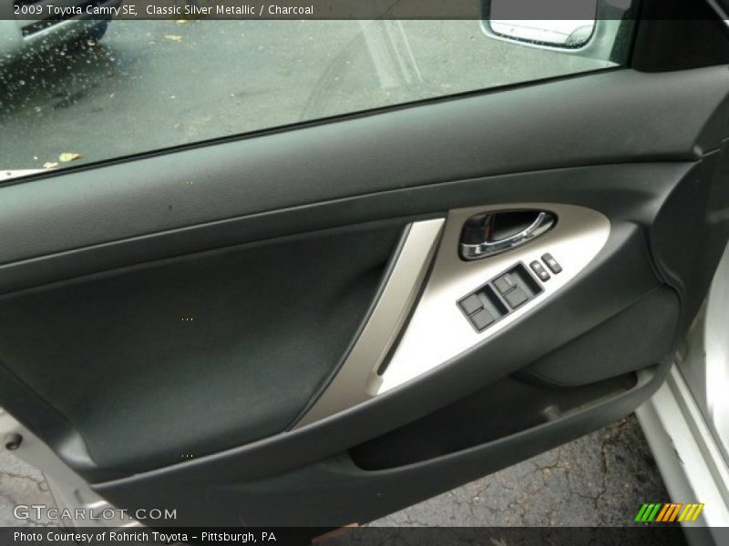 Classic Silver Metallic / Charcoal 2009 Toyota Camry SE